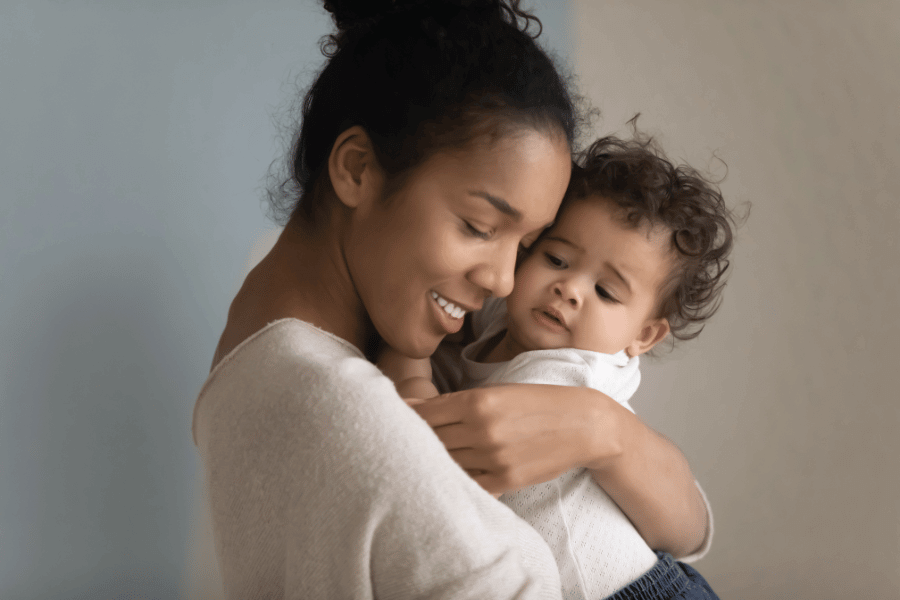 Postpartum, slow hair growth or hair loss Products. Solutions for hair concerns. Boost growth and vitality with Dushi. Enhance your confidence.